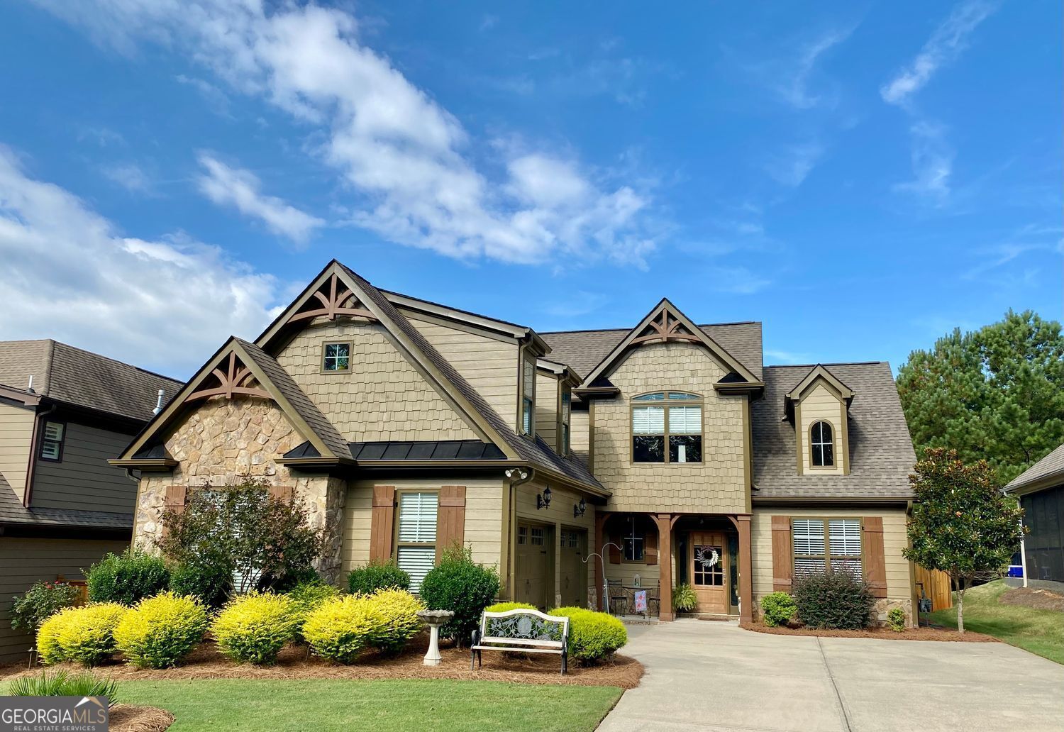 Property Photo: 204 Yorkshire Lane GA 30180