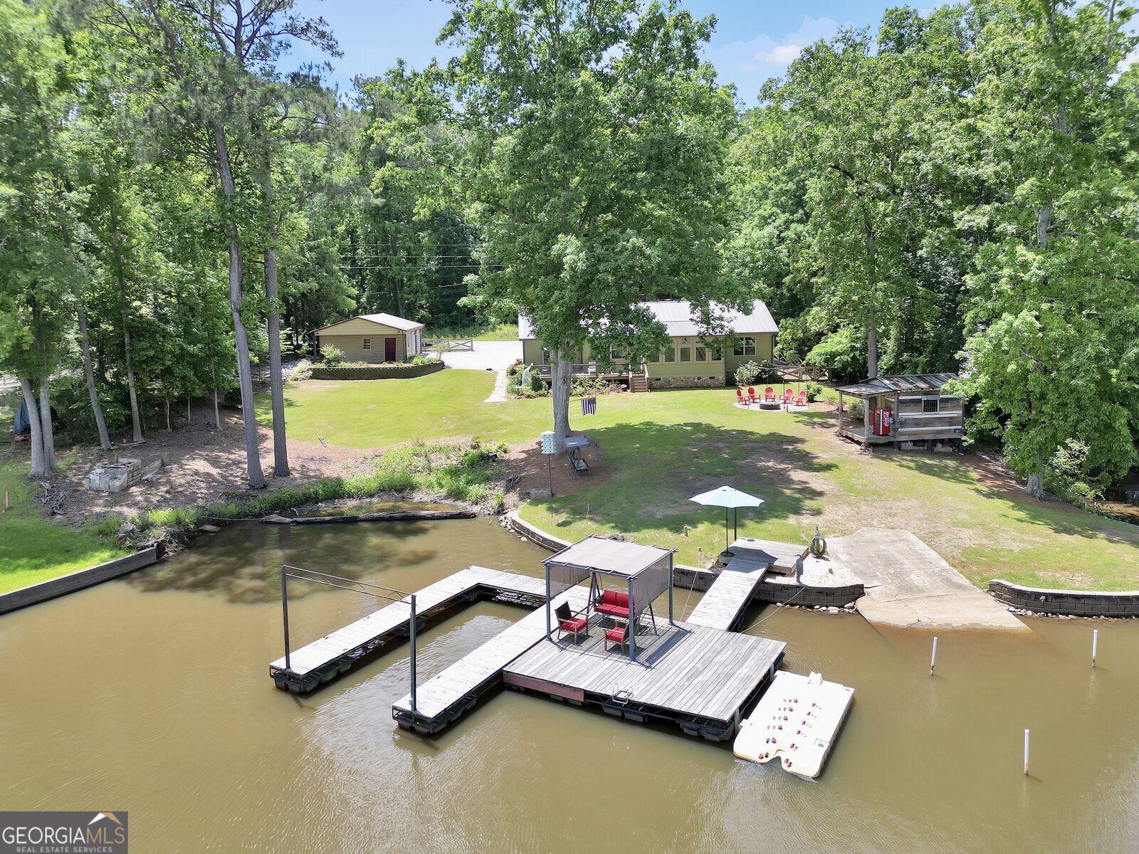 Property Photo: 184 Bradley Road GA 30233