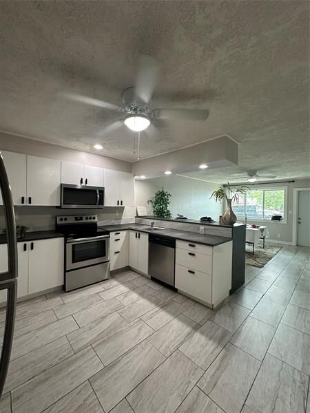 Property Photo:  2175 NE 56th St 106  FL 33308 