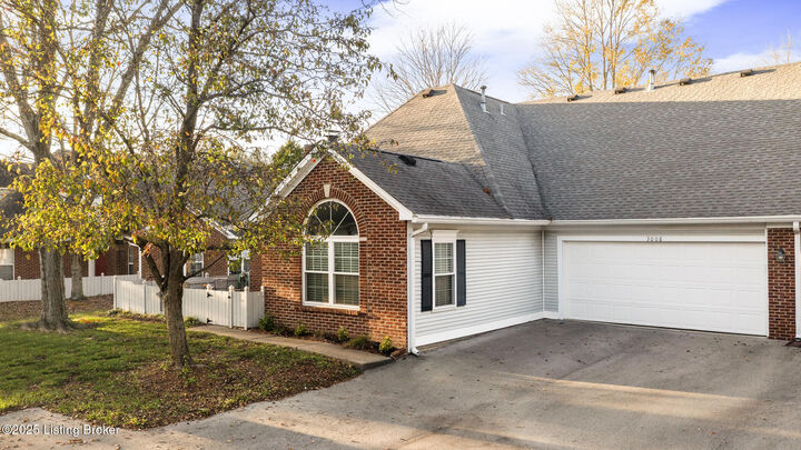 Property Photo: 3008 Westone Way KY 40241