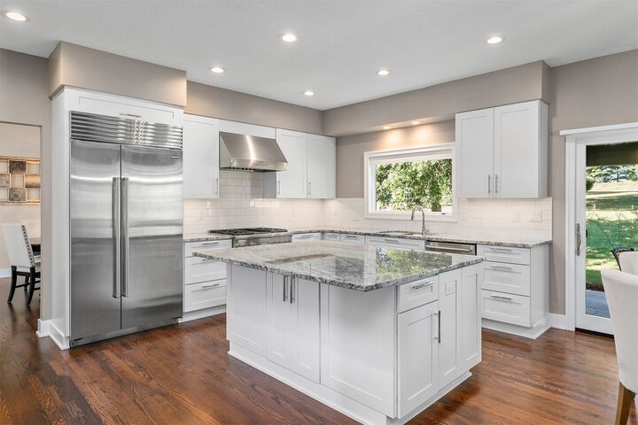 Property Photo:  1683 S 49th Street  IA 50265 