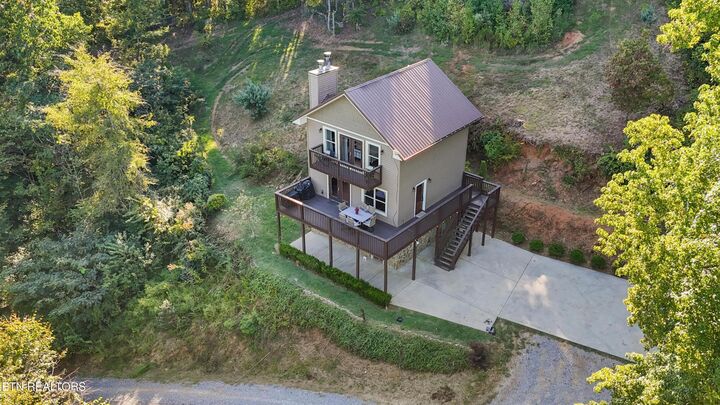 Property Photo: 1755 A R Davis Rd TN 37865