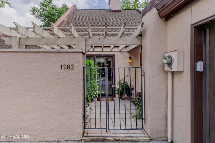 Property Photo: 1282 Burgandy Place TN 37919