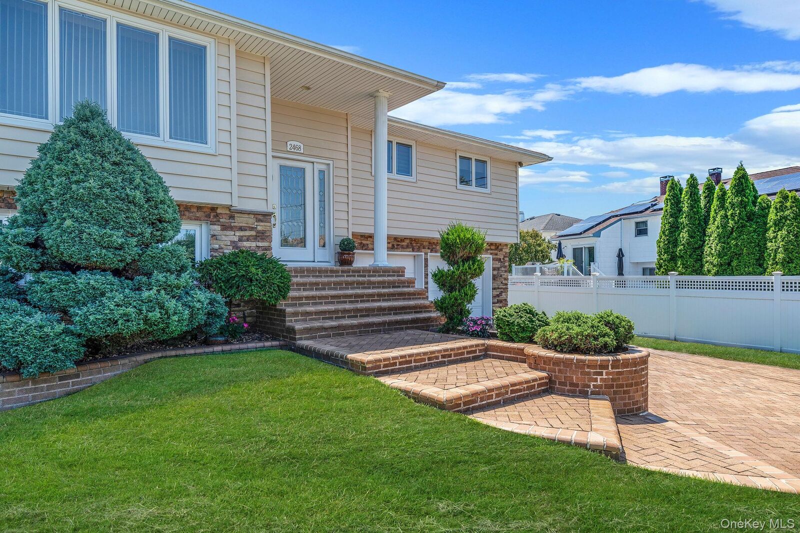 Property Photo: 2468 Riviera Lane NY 11710
