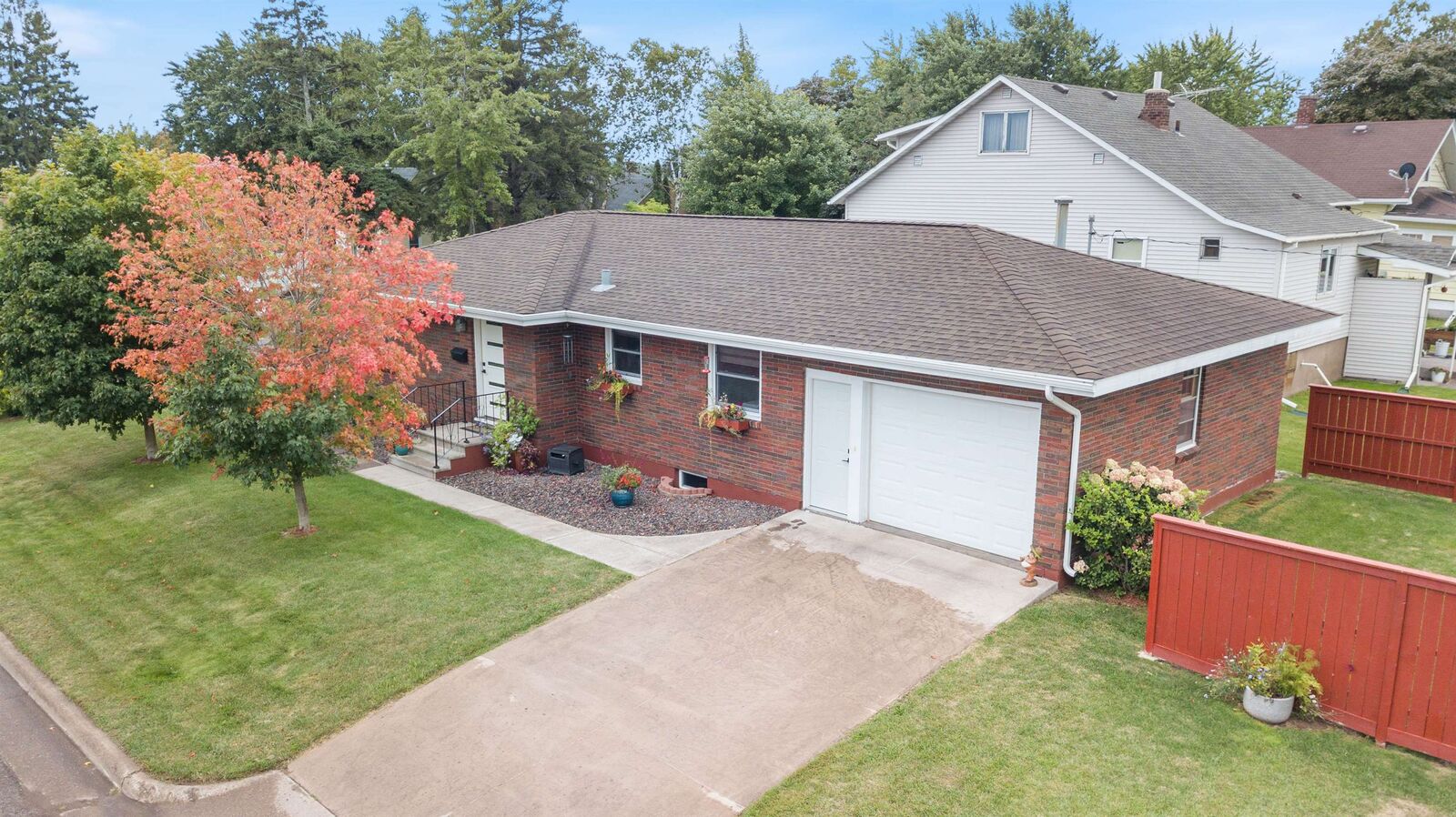 Property Photo: 401 12th Ave MN 55616