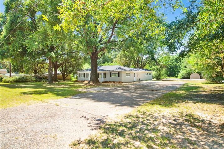 Property Photo: 5229 Fairview Highlands Drive AL 36587
