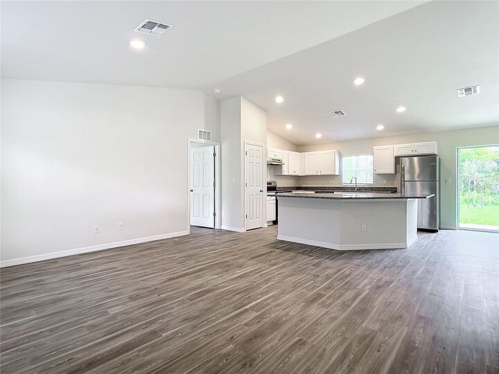 Property Photo: 772 Biscayne Drive FL 33953