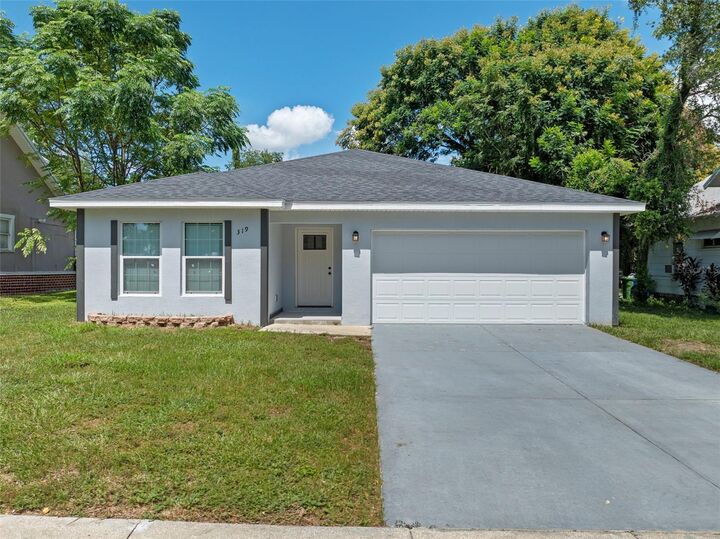 Property Photo: 319 Avenue A FL 33881