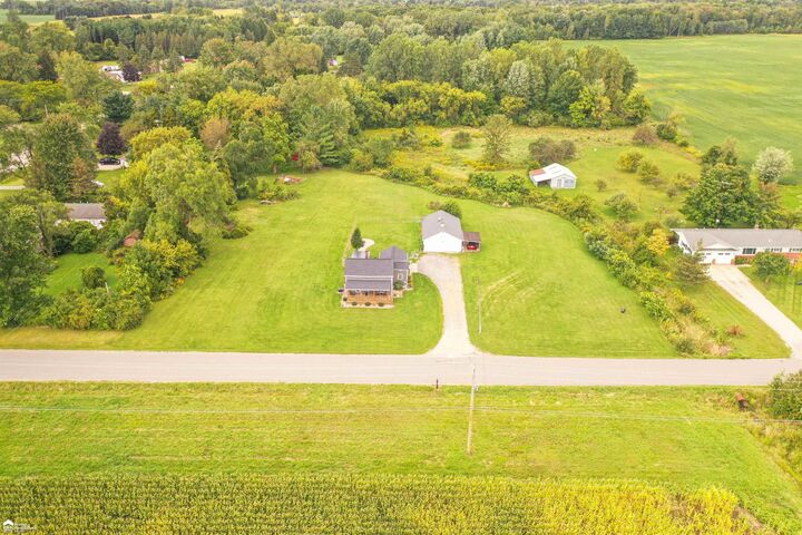 Property Photo:  2492 W Willard Road  MI 48420 
