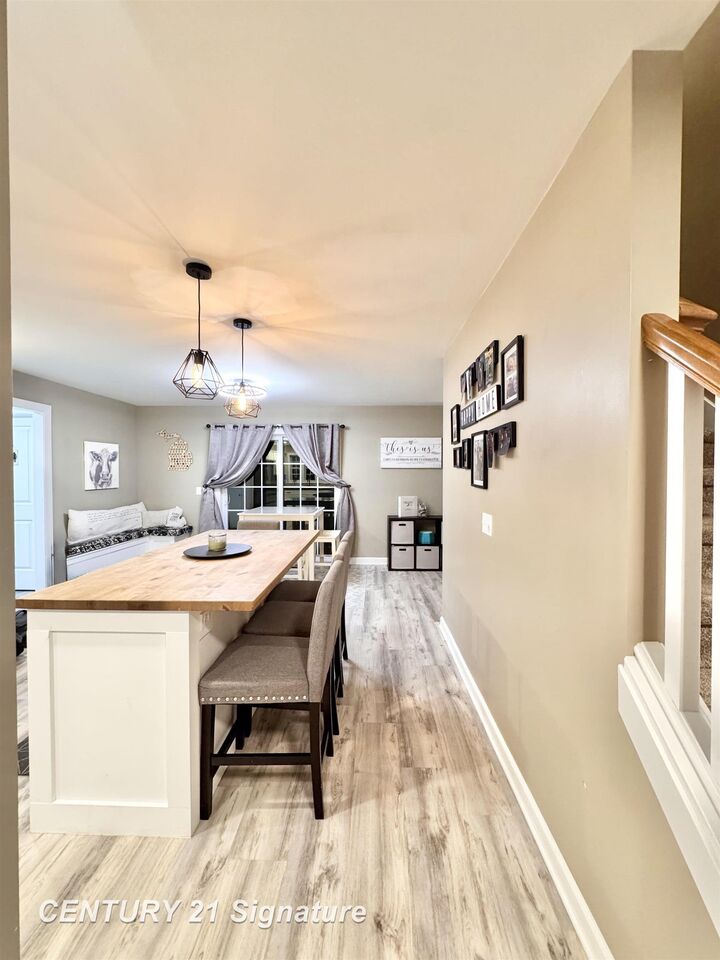 Property Photo:  10346 Laurel Woods Place  MI 48623 