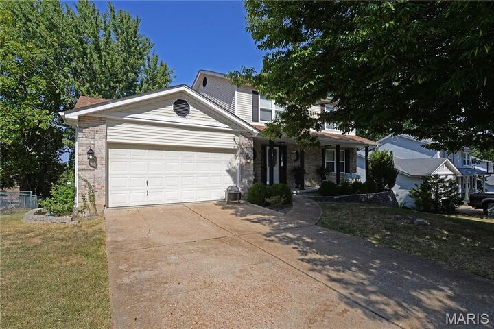 Property Photo:  1525 Prehistoric Hill Drive  MO 63052 