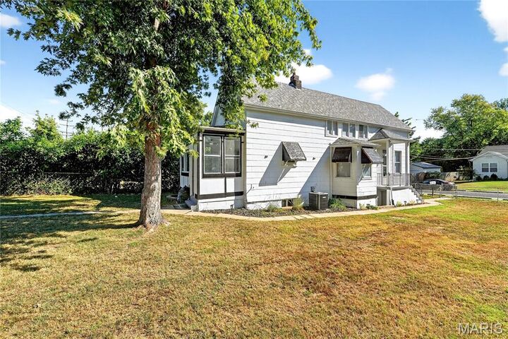 Property Photo: 9825 Linn Avenue MO 63125