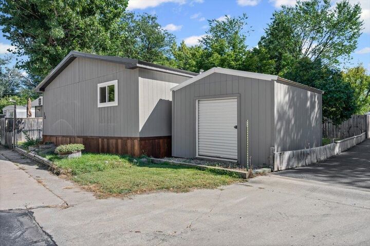 Property Photo: 1641 N Ames Street SD 57783