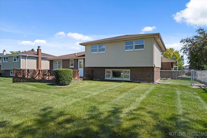 Property Photo:  17418 Avon Lane  IL 60487 