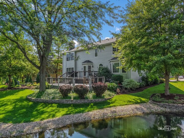 Property Photo:  506 Bent Tree Court  IL 60543 