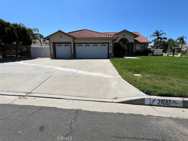 Property Photo:  29087 Slumpstone Street  CA 92567 