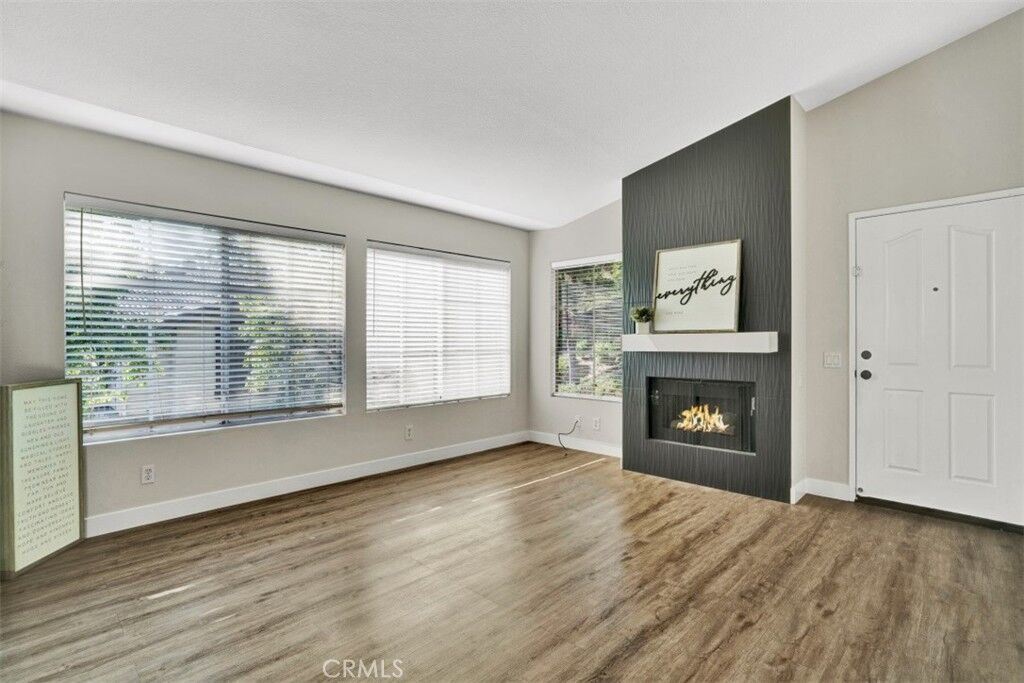 Property Photo:  45 Chaumont Circle  CA 92610 