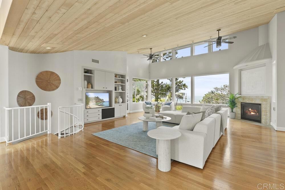 Property Photo:  320 Bellaire Street  CA 92014 