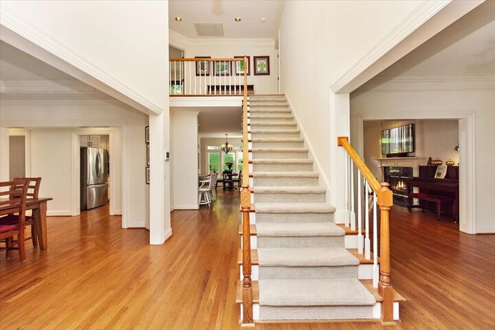 Property Photo:  162 N Berwick Ln E  TN 37069 