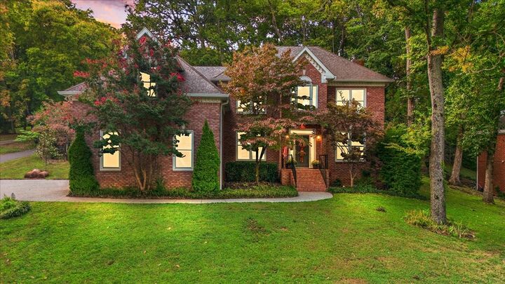 Property Photo: 162 N Berwick Ln TN 37069