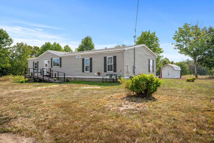 Property Photo: 3006 Slayden Marion Rd TN 37051