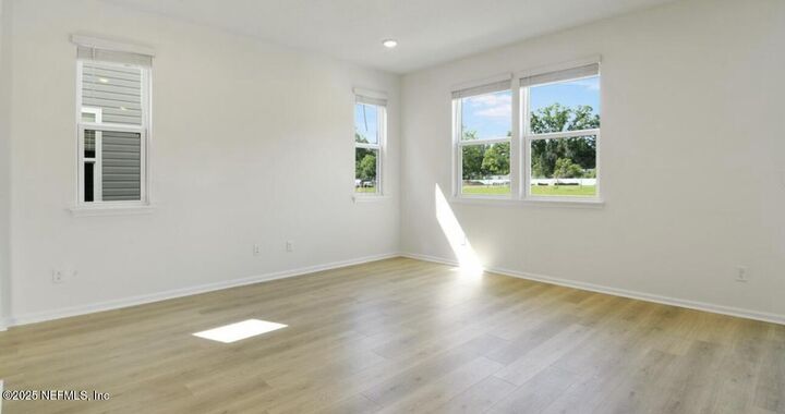 Property Photo: 6009 Immortal Court Court FL 32205