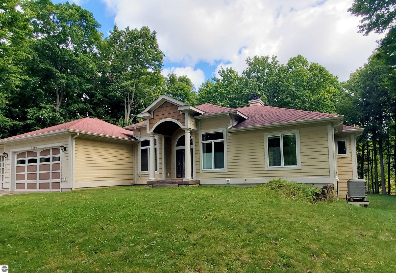 Property Photo:  2594 Blue Meadow Drive  MI 49685 