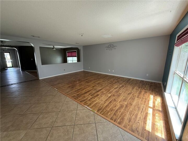 Property Photo:  1128 Clairise Court  LA 70461