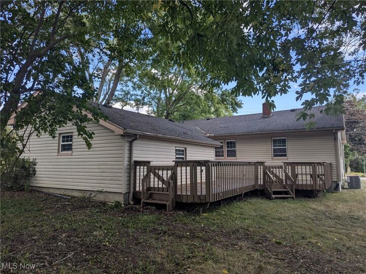 Property Photo: 602 Longmere Drive OH 44240