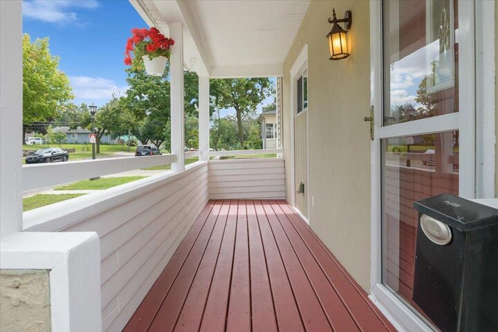 Property Photo: 383 Clinton Avenue MN 55107