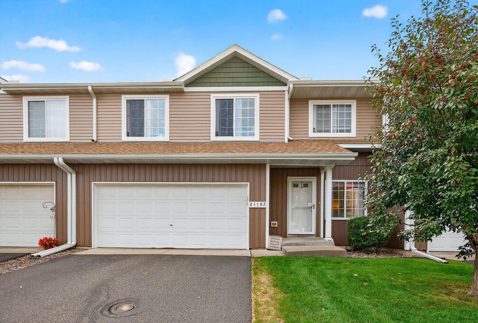 Property Photo:  21182 Paint Lane  MN 55025 