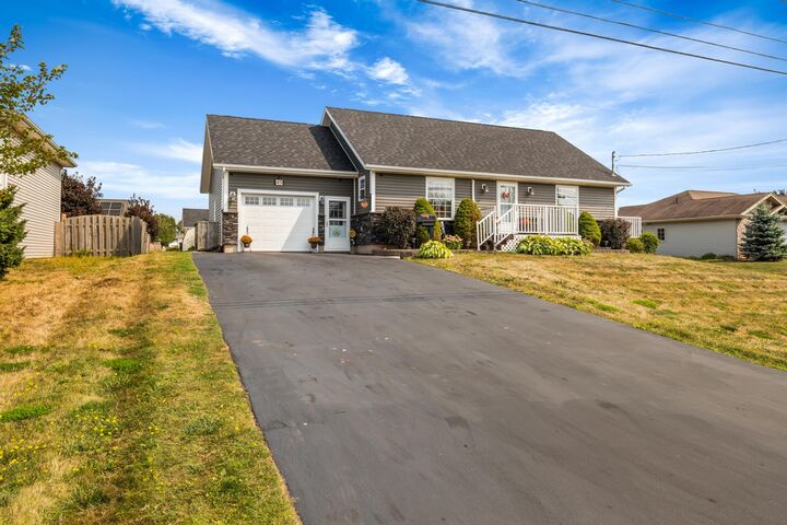 Property Photo:  49 Hallie Drive  PE C1N 6J4 