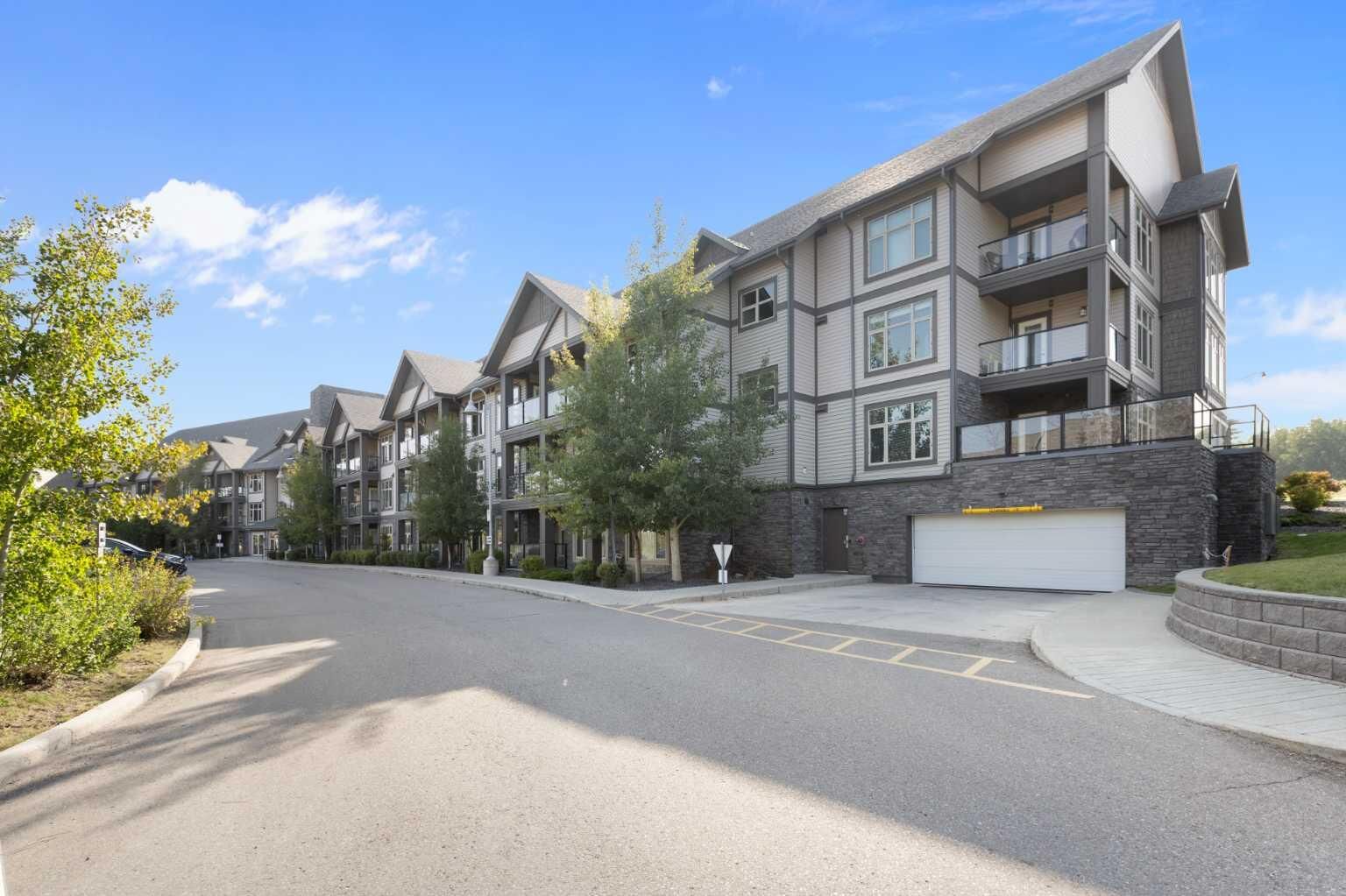 Photo de la propriété:  15 Aspenmont Heights SW 227  AB T3H 0E3 