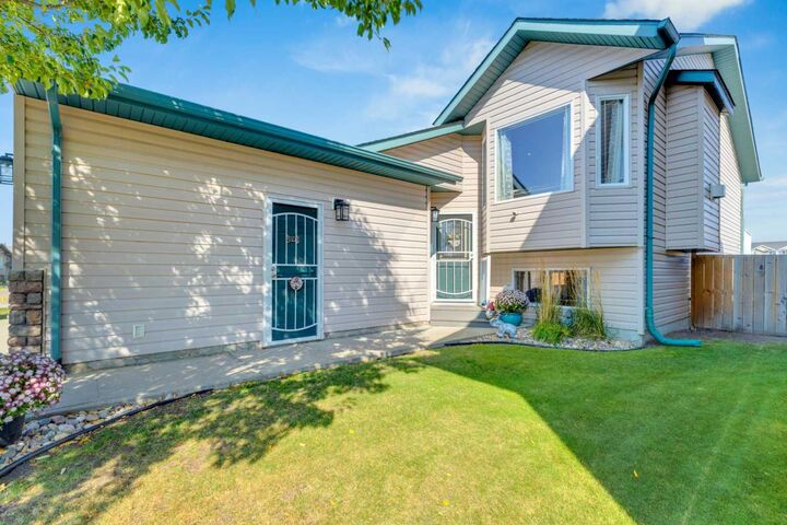 Photo de la propriété: 175 Lyons Close AB T4R 3P4