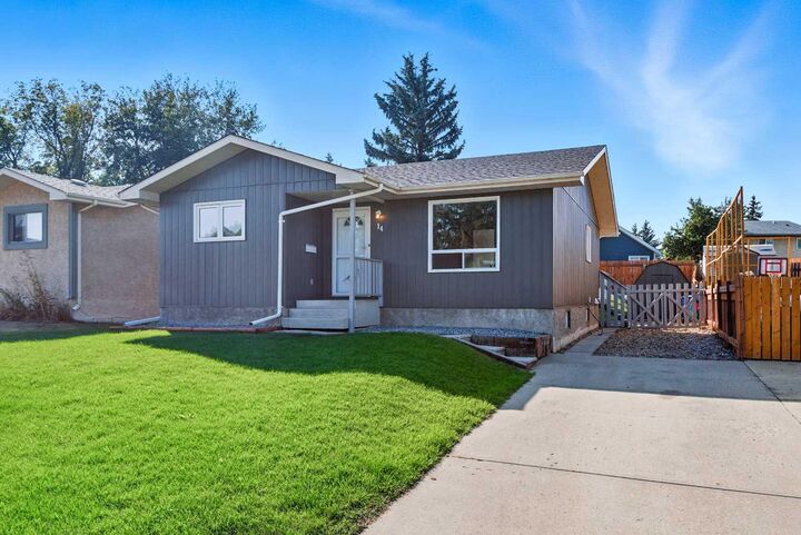 Photo de la propriété: 14 Griffiths Avenue AB T4P 2K7