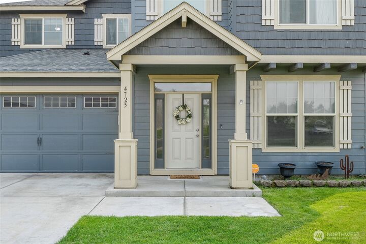 Property Photo:  4725 W Tanager Street  WA 98837 
