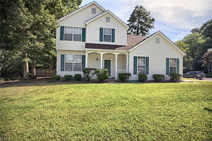 Property Photo:  101 Jenkins Ct  VA 23693 