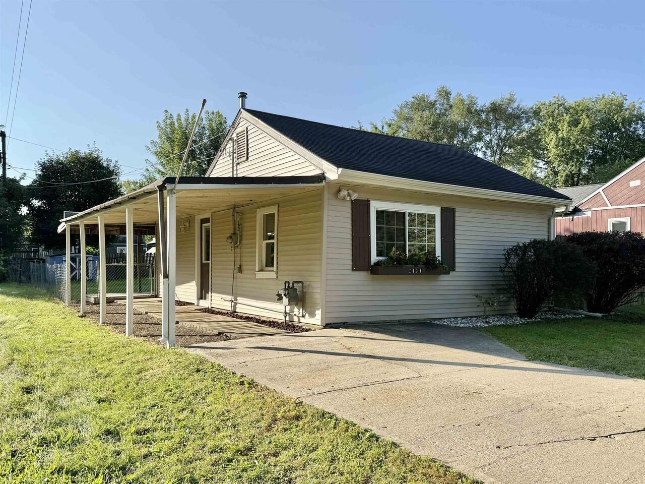 Property Photo:  2030 East Gorton Street  WI 53511