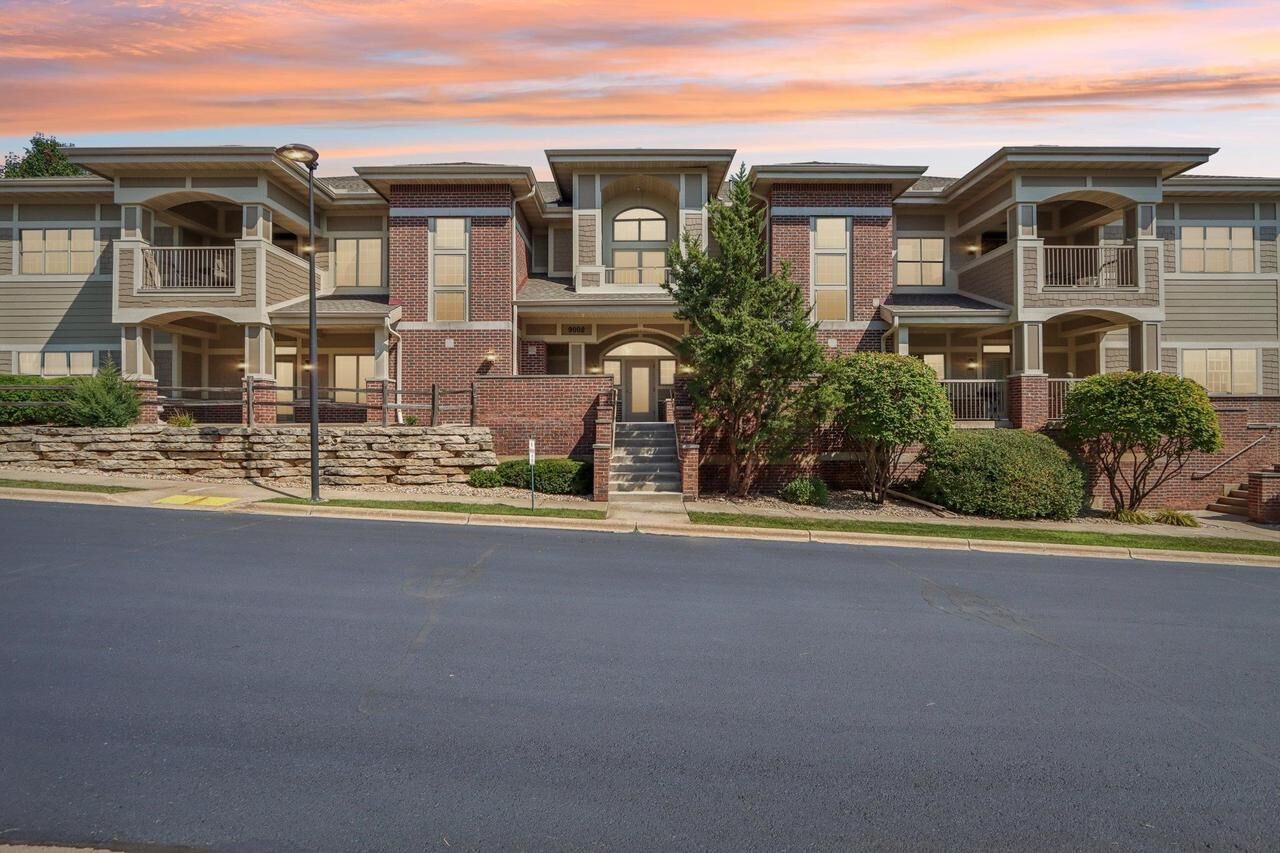 Property Photo: 9002 Hawks Reserve Lane 202 WI 53593