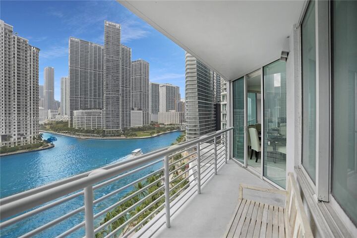 Property Photo: 325 S Biscayne Blvd 1217 FL 33131