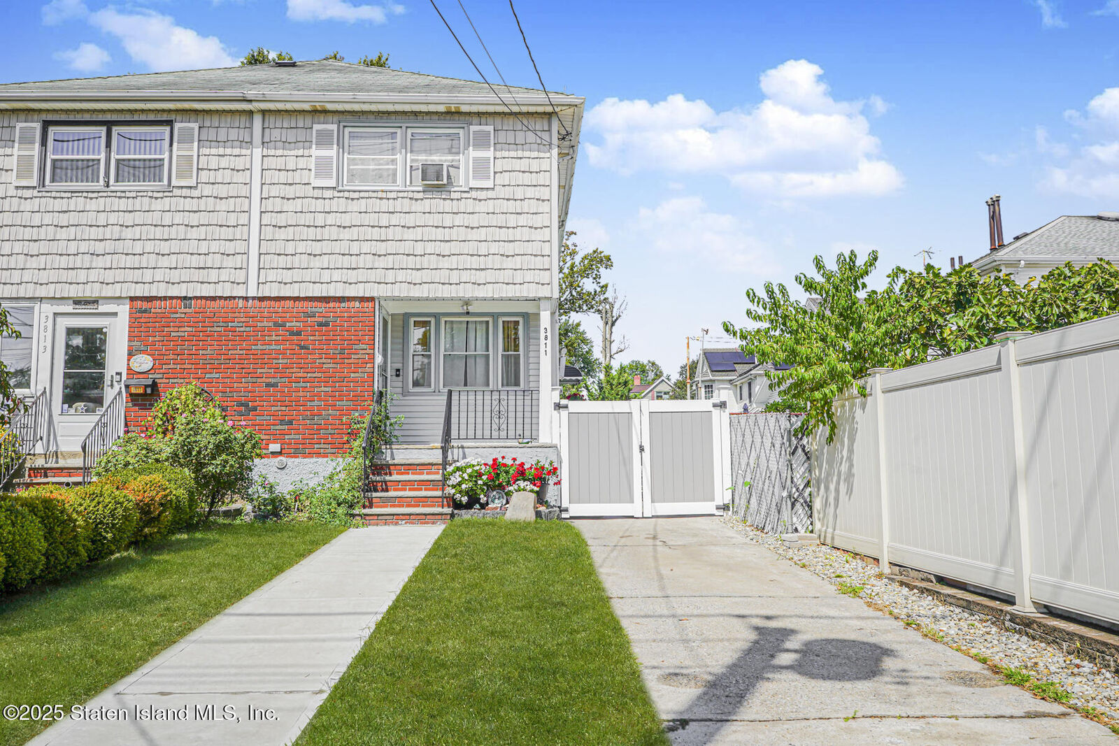 Property Photo: 3811 Hylan Boulevard NY 10308