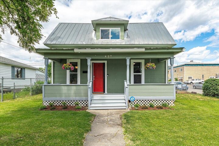 Property Photo: 427 E Glass Ave WA 99207