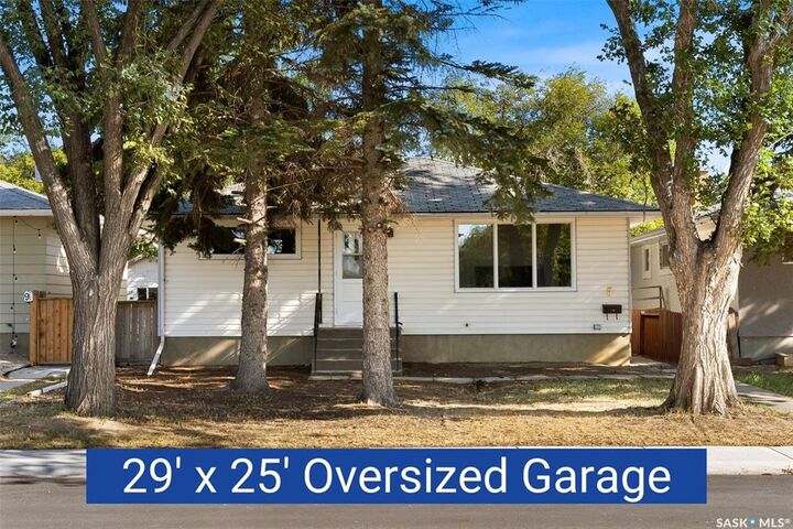 5 Dixon Crescent  Regina SK S4N 1V3 photo