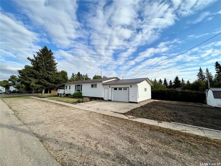 Property Photo: 302 May Street SK S0A 2T0