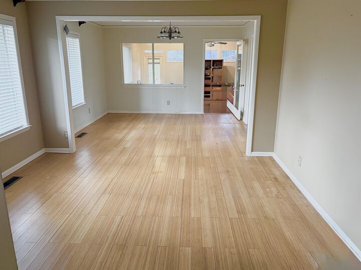 Property Photo: 1127 Victory Garden Drive FL 32301