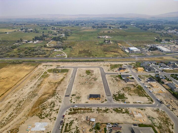 Property Photo:  Tbd Lot 18 Harvest Valley Estates Phase 2  WA 98944 