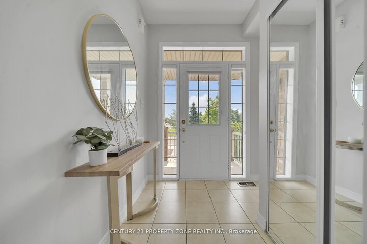 Property Photo: 17 Crumlin Crescent ON L6X 0Y4