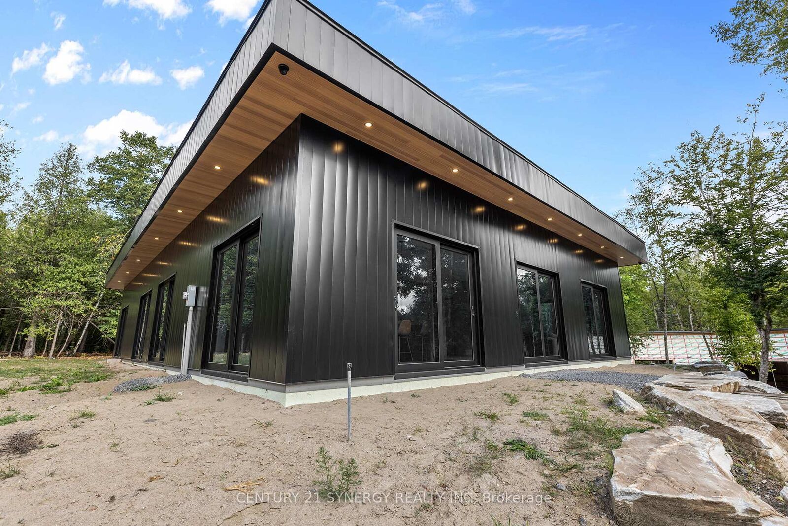 Property Photo: 1840 Eady Road ON K7V 3Z8