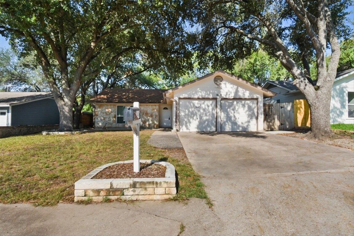 Property Photo:  7408 Lunar Drive  TX 78745 