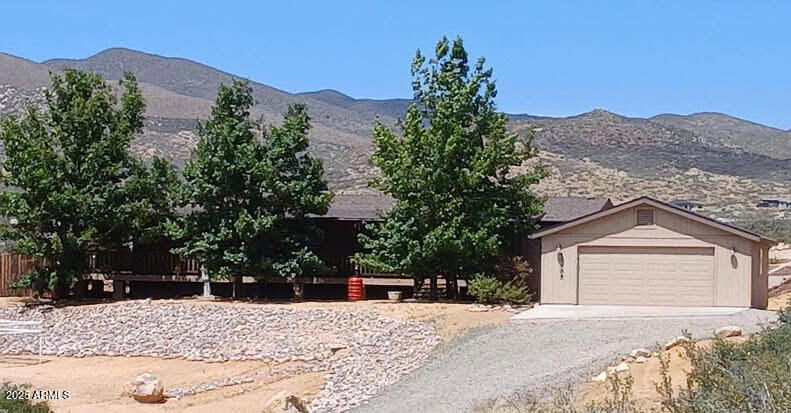 Property Photo:  17985 E Hunters Lane  AZ 86327 